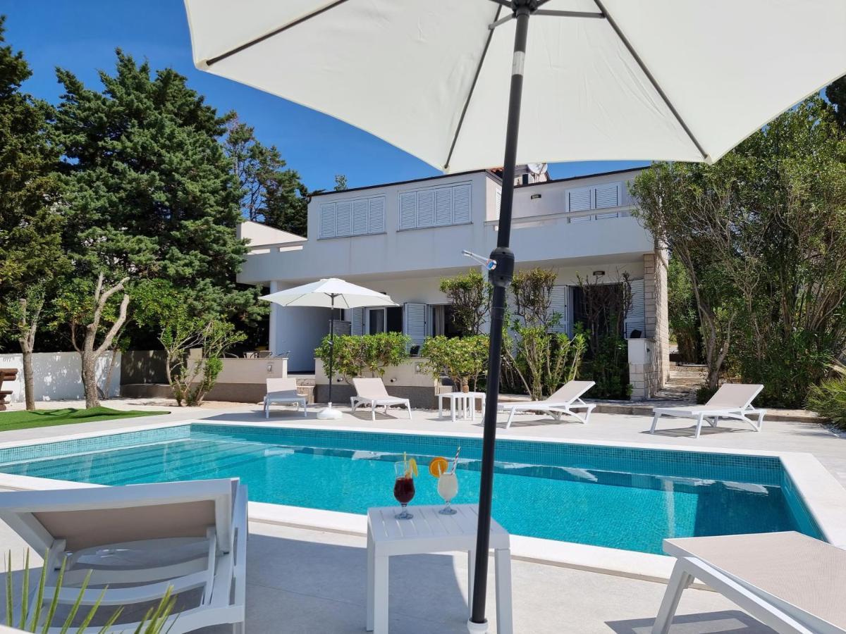 Villa Flamingo Deluxe 노바야 외부 사진