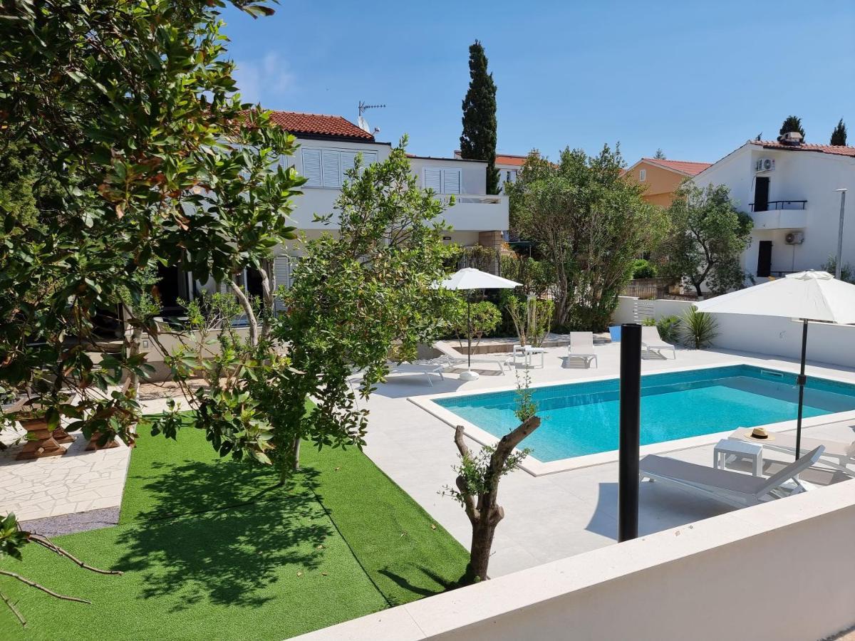 Villa Flamingo Deluxe 노바야 외부 사진