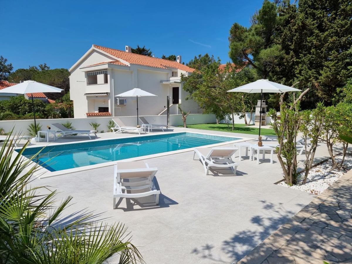 Villa Flamingo Deluxe 노바야 외부 사진